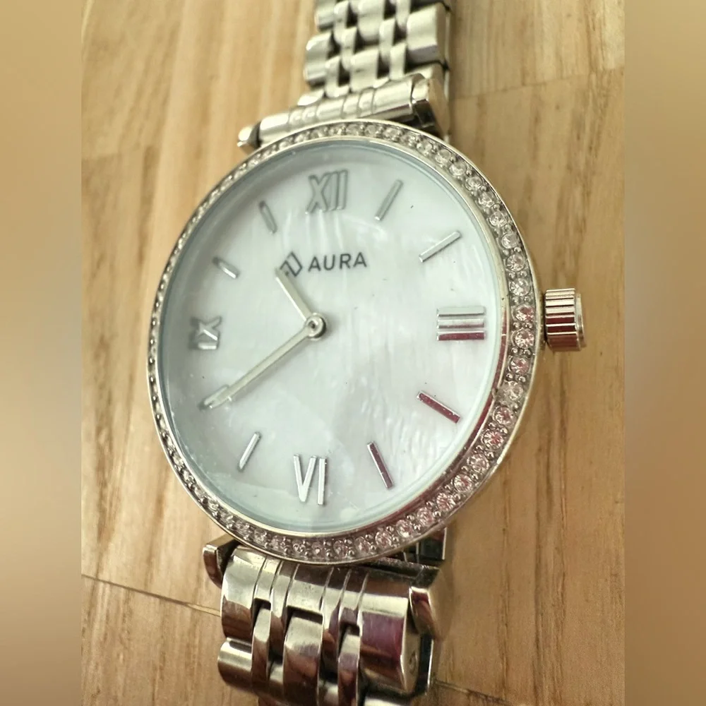 Aura ladies silver tone mother of pearl watch NEW BATTERY